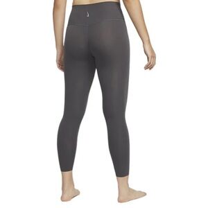 Nike Yoga Luxe Leggings